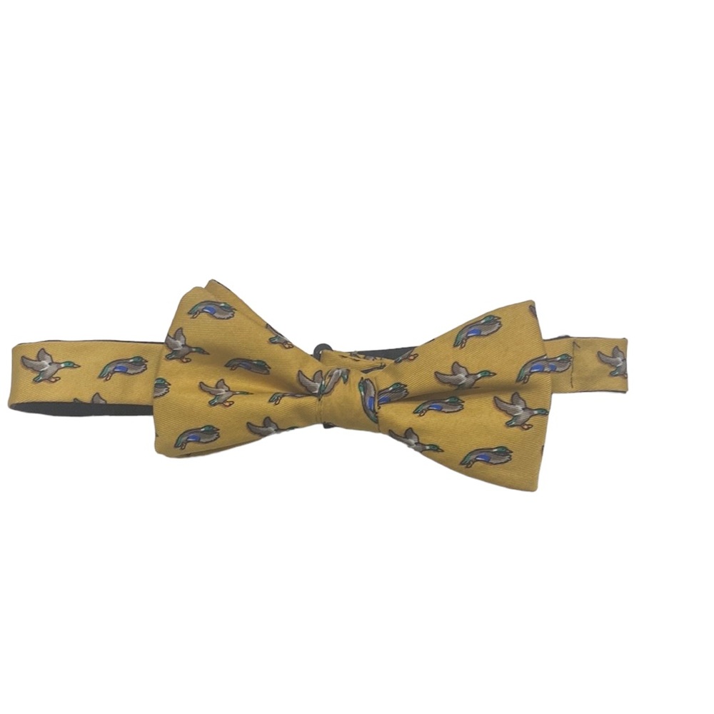 Saddlebred Pre-Tied BowTie